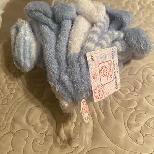 Baby socks are new